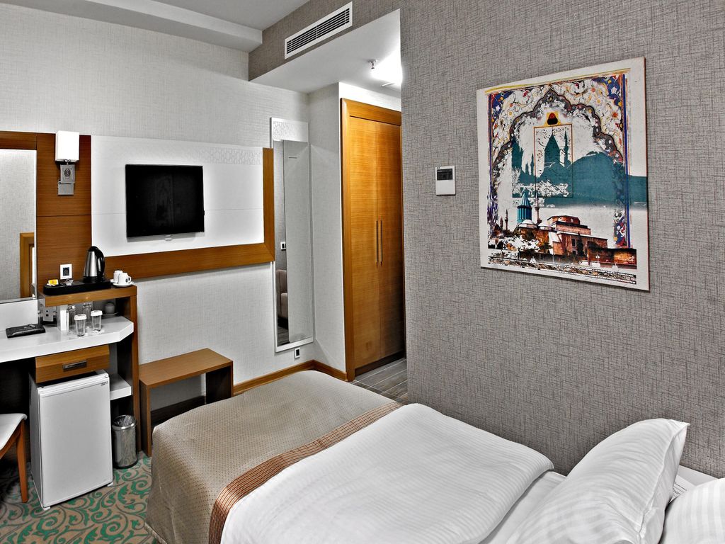 Selcuk Otel Sems-i Tebrizi