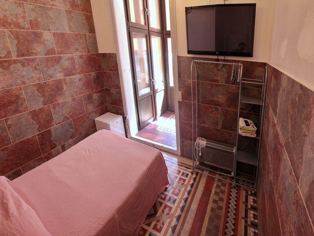 Lenin Hostal