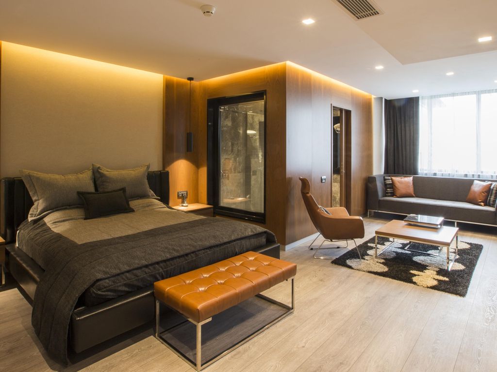 Zeniva Hotel