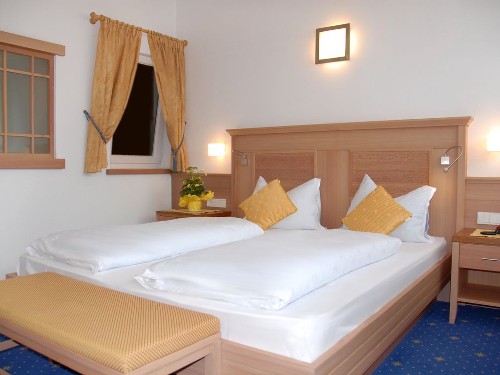 Rose Hotel Residence