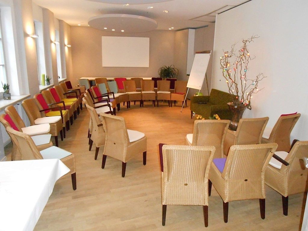aussicht · bio · hotel · restaurant · cafe