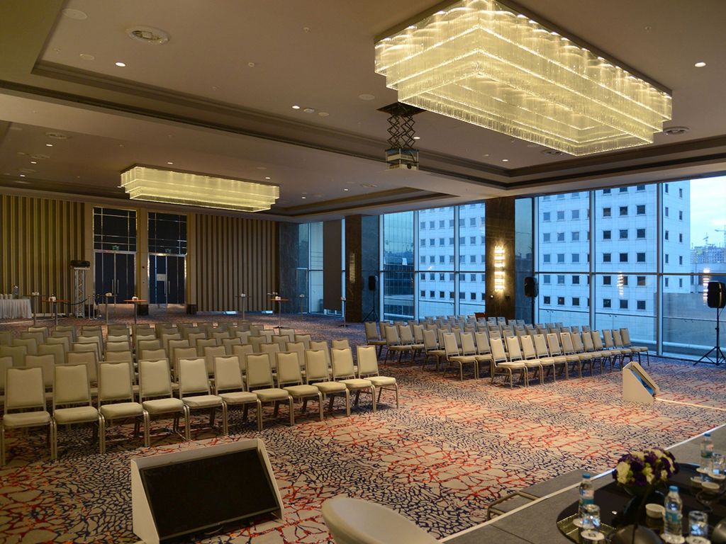 WYNDHAM GRAND ISTANBUL LEVENT HOTEL & CONFERENCE CENTER