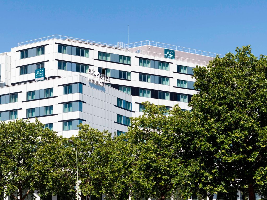 AC Hotels by Marriott Paris Porte Maillot