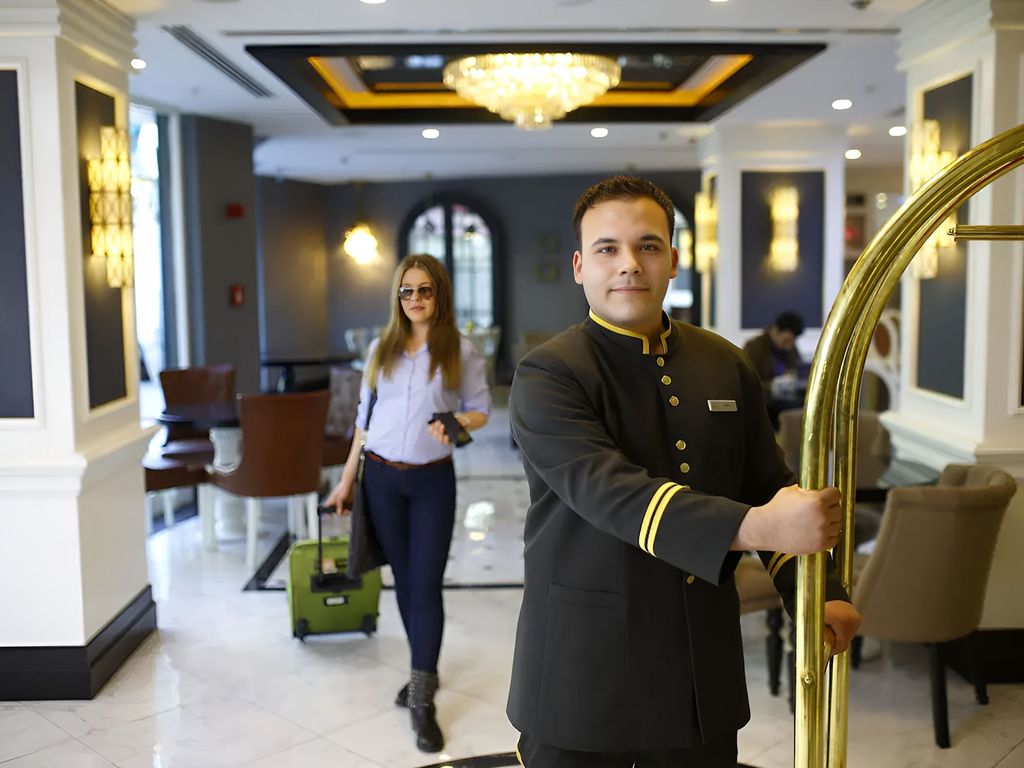 Mia Berre Hotels