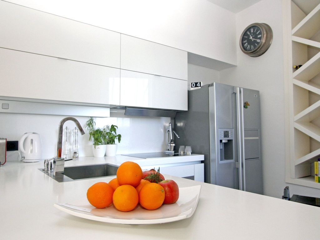 Grand Terrace Apartment