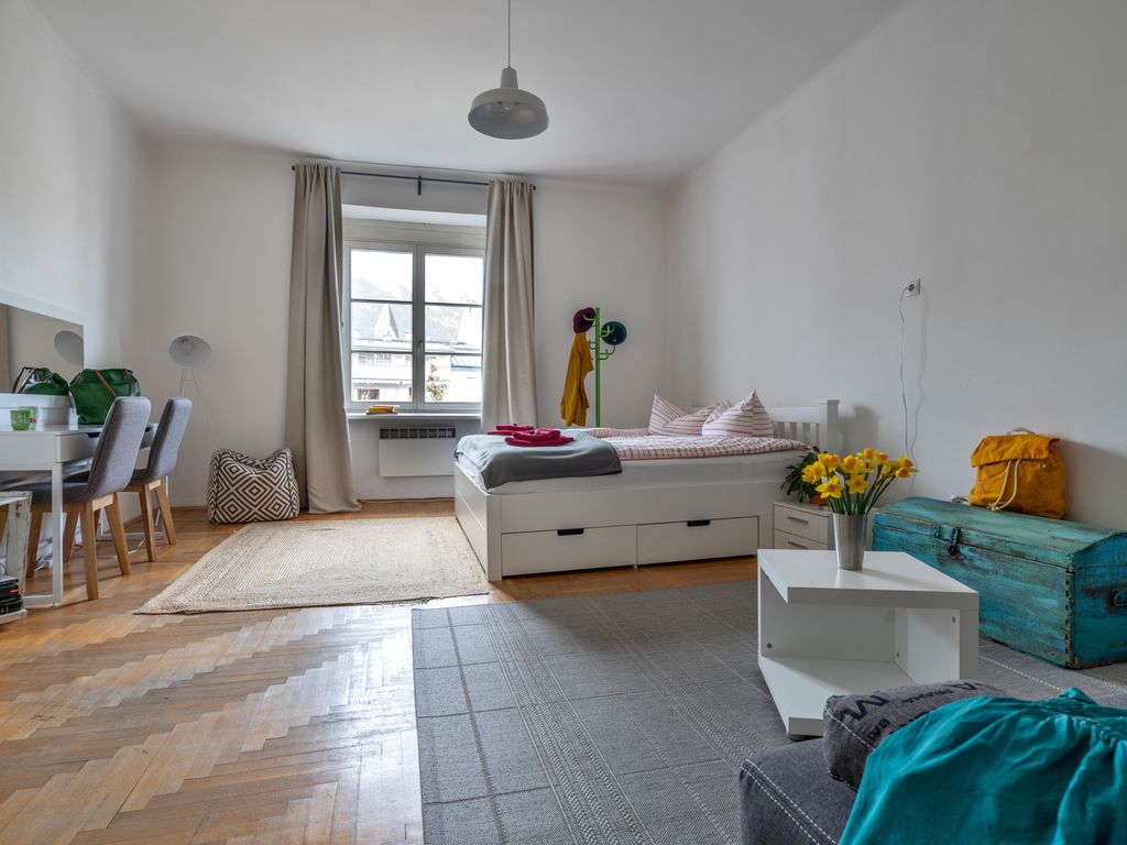 S 14 - Rooms & Appartements