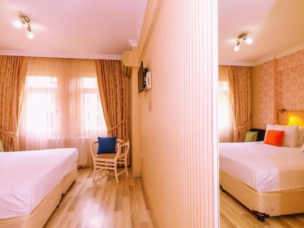 Walnut Shell Hotel