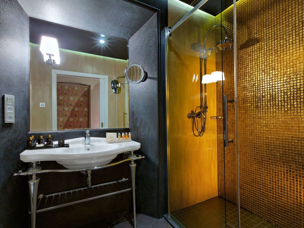 Bristol Art&Medical Spa