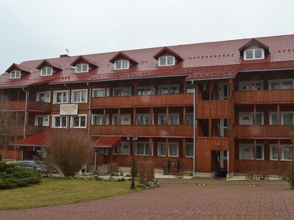 Jonny's Apartments