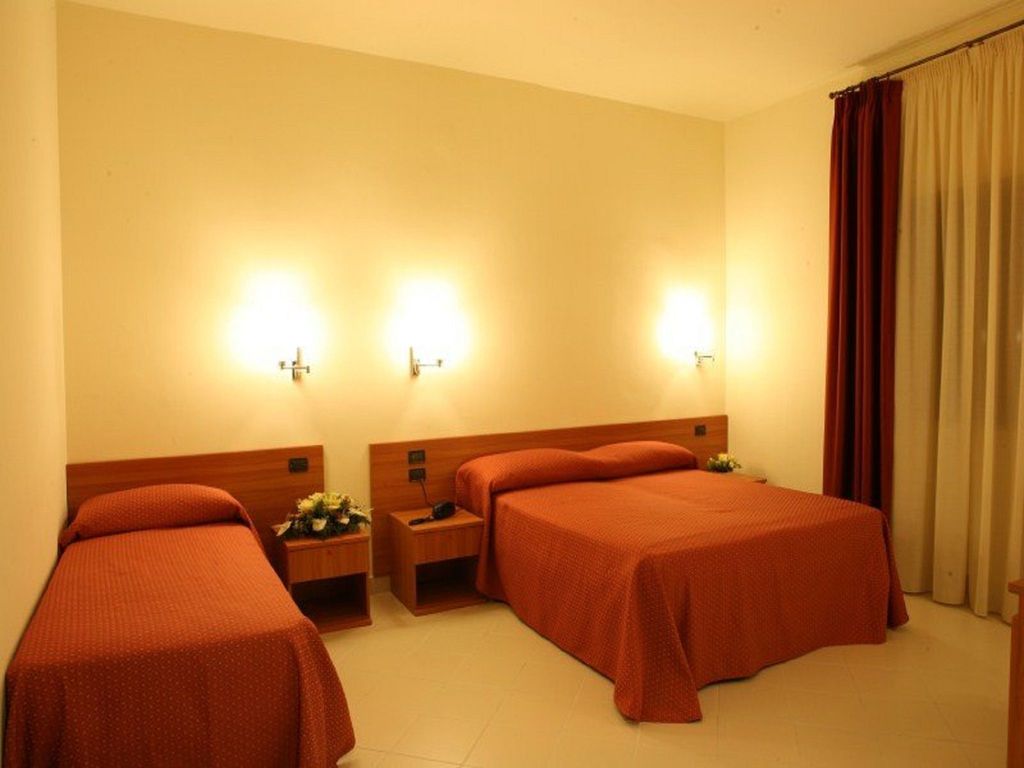Dell'Arpa Hotel