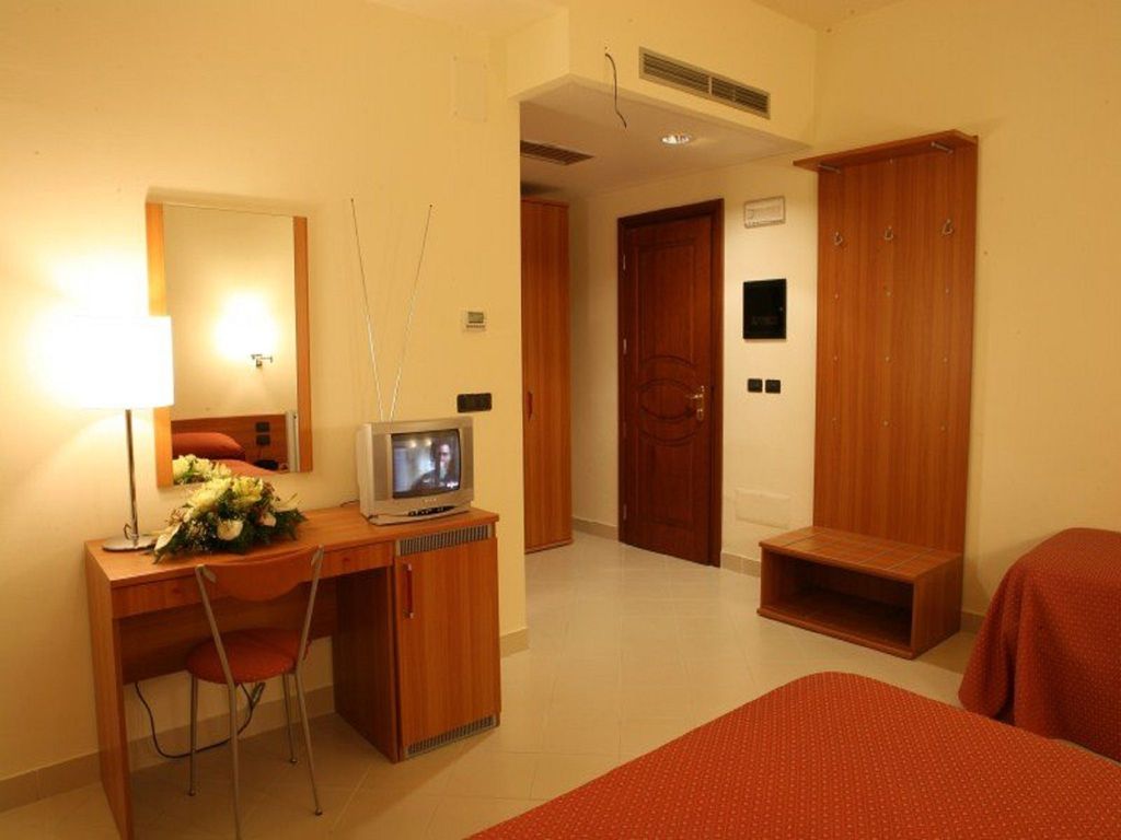 Dell'Arpa Hotel