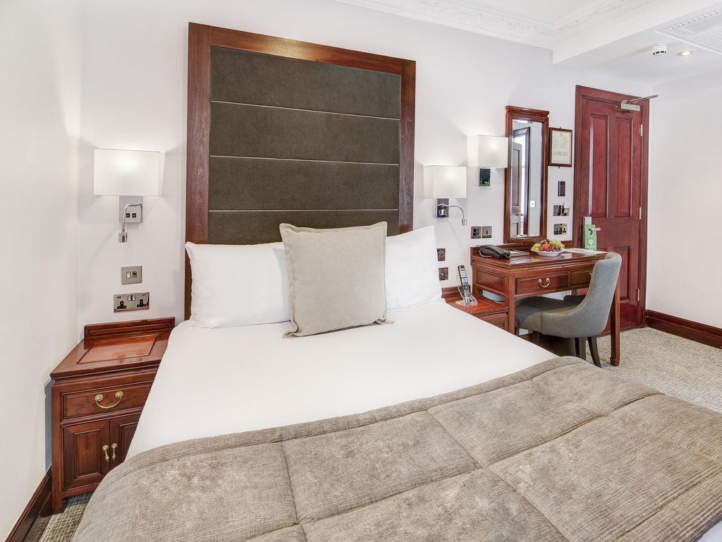 Gem Fitzrovia Hotel