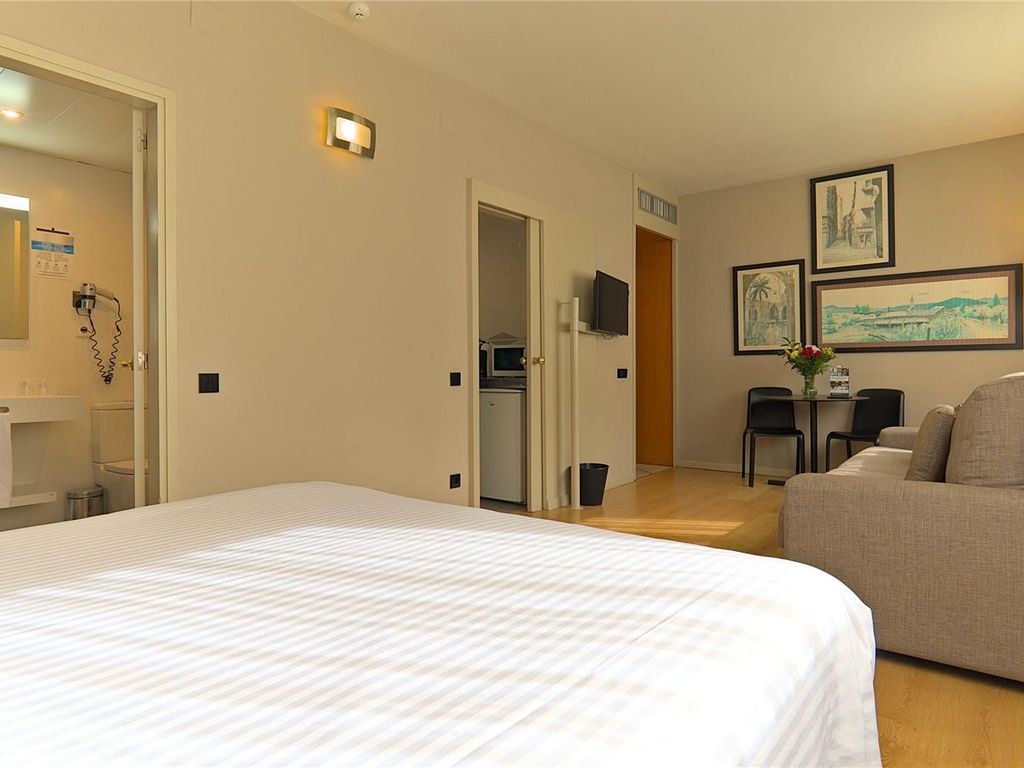 Atenea Barcelona Aparthotel