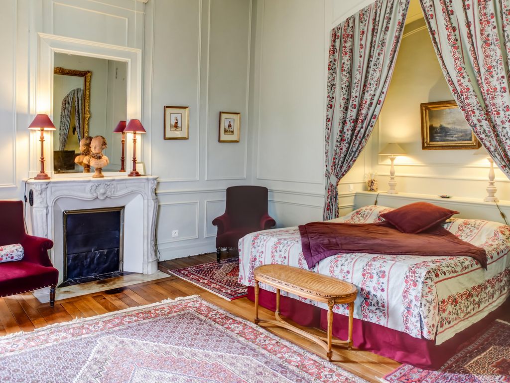 Chateau d Etoges