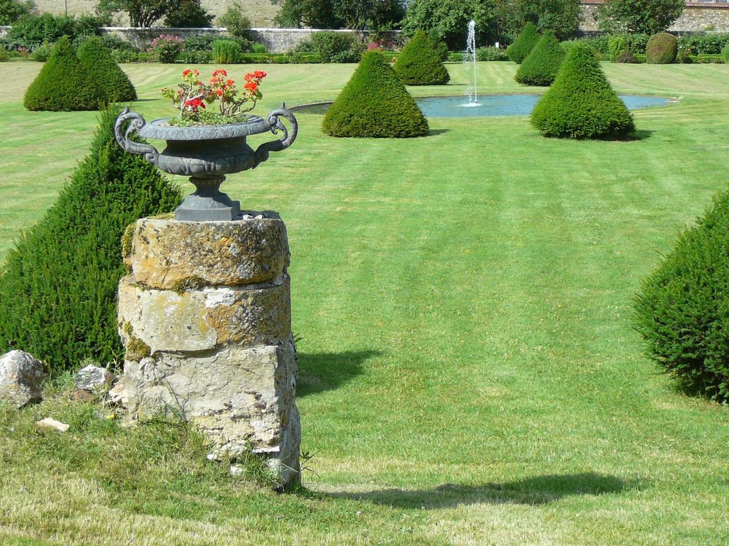 Chateau d Etoges
