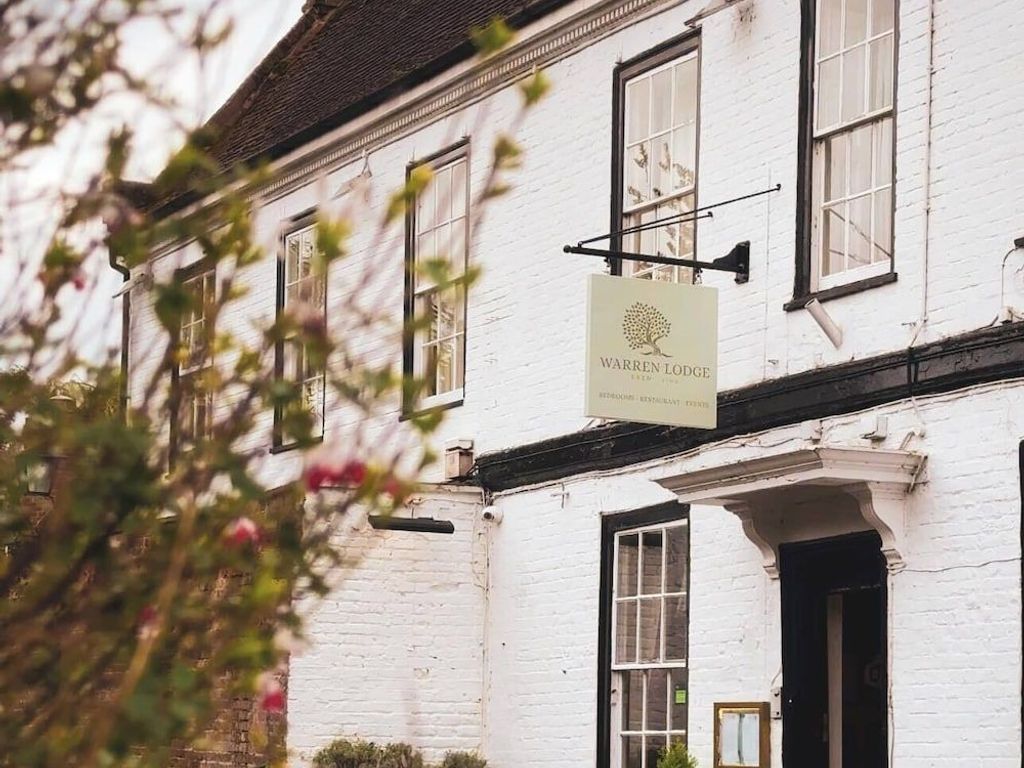 Warren Lodge Hotel