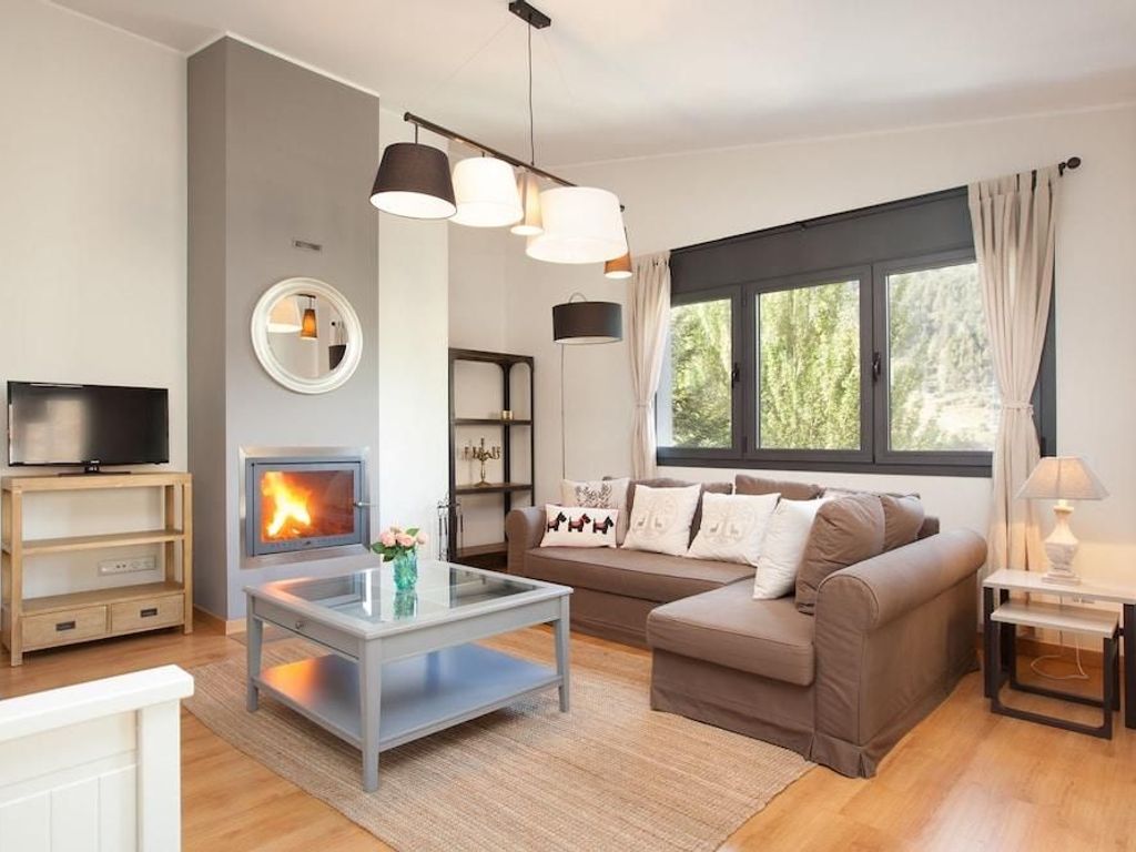 Tarter Mountain Suites