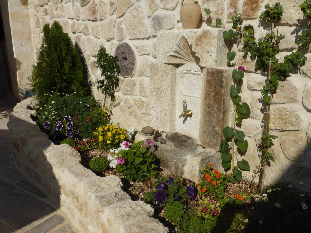 Courtyard Cave Hotel Kappadokien Cappadocia