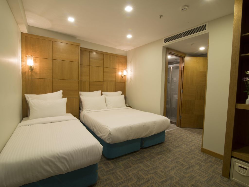 Cumbali Plaza Hotel