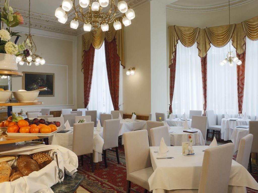 Bristol Palace by Bristol Group