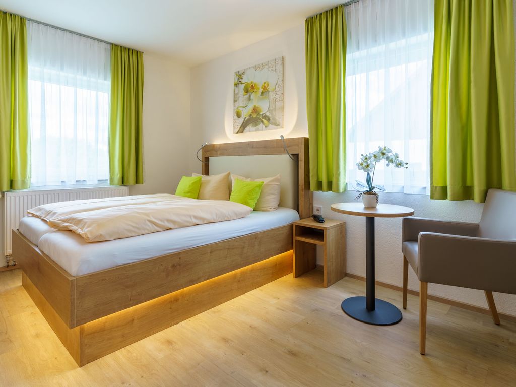 Hotel & Gästehaus Rosenstein