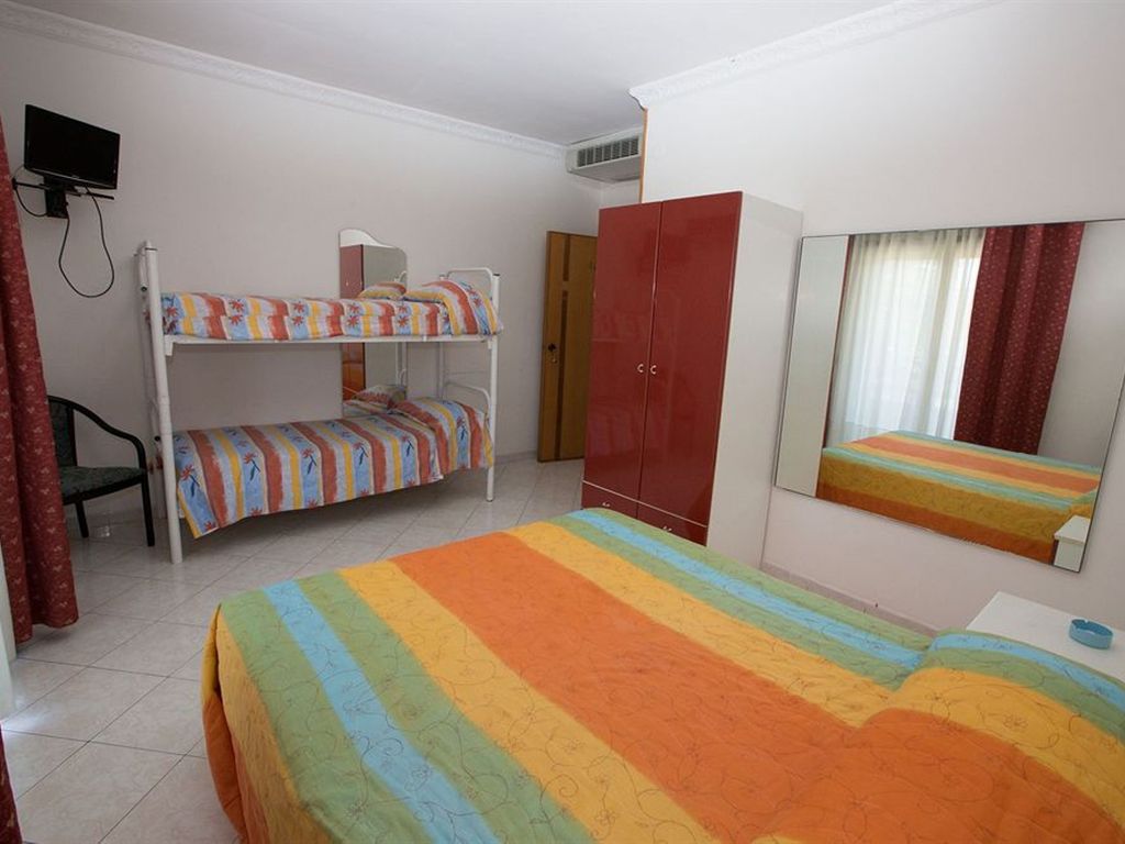Hotel De Rosa
