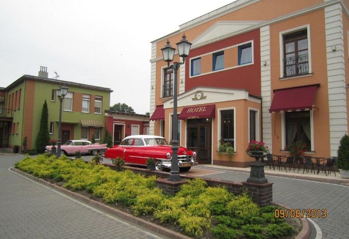 Hotel Stara Garbarnia Airport