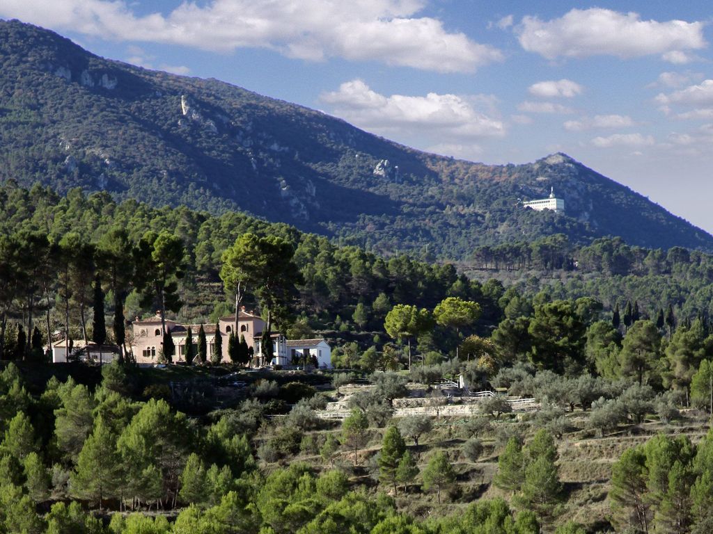 Hotel Rural Masia La Mota