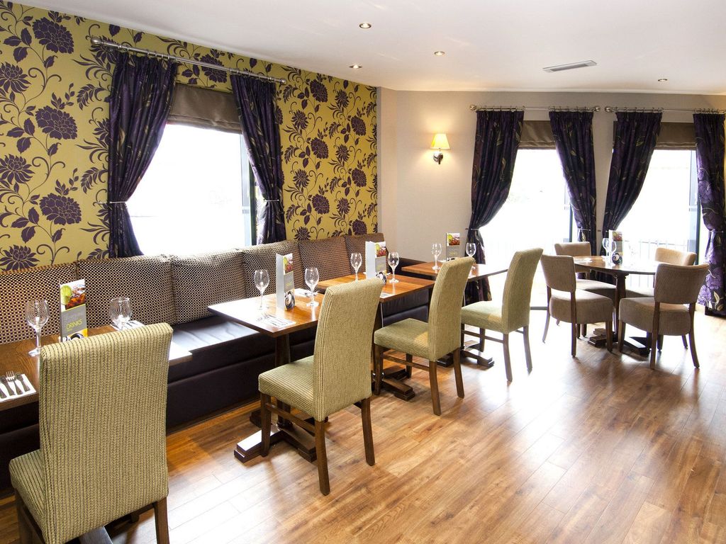 Premier Inn High Wycombe Central