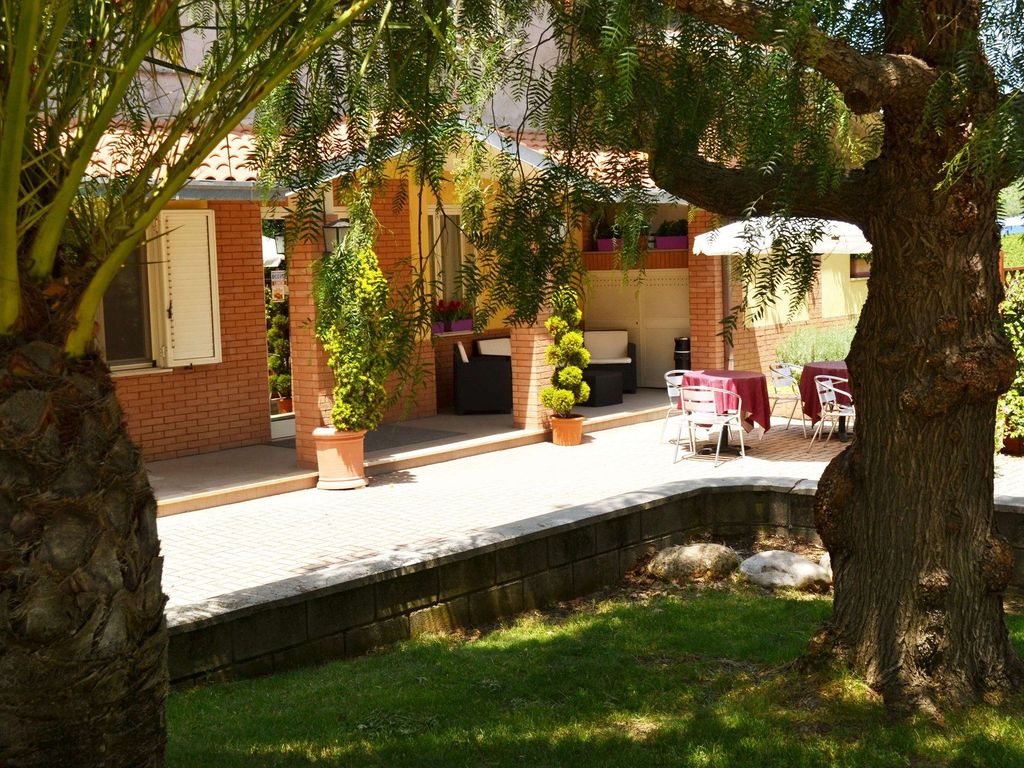 Eden Hotel Residence