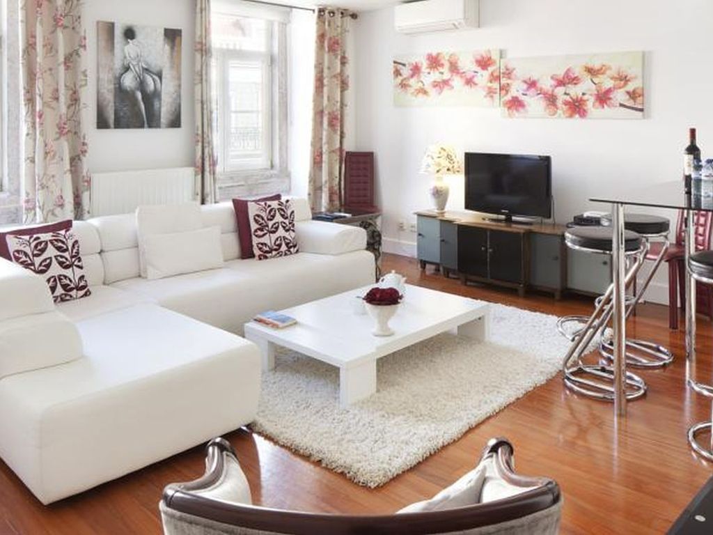 Lisbon Rentals Chiado
