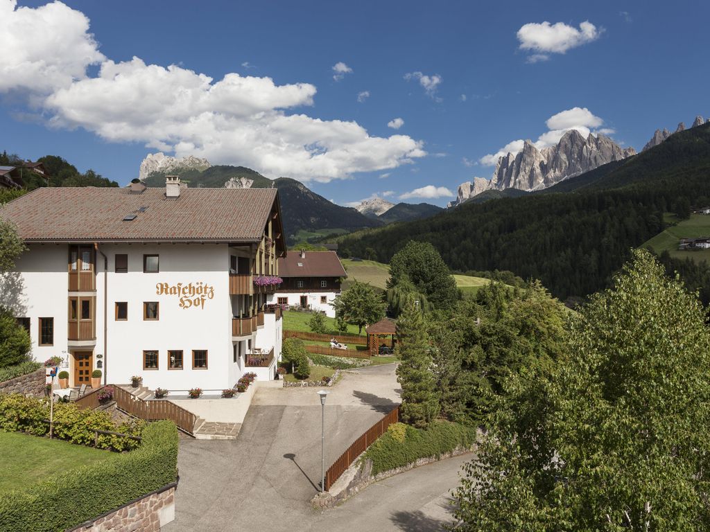 Raschoetzhof Pension Garni