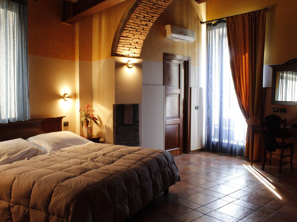 Hotel Capomulini