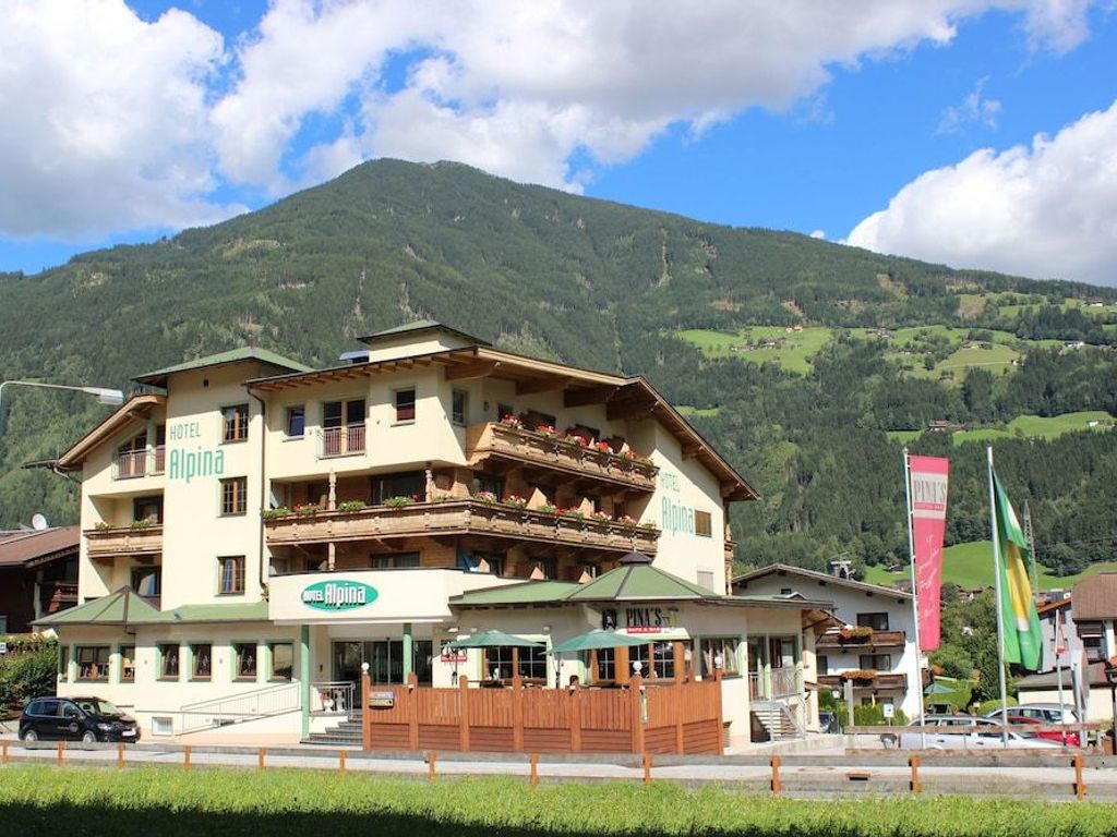Hotel Alpina Hotel