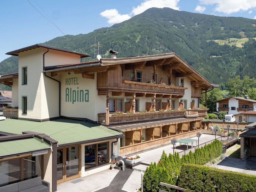 Hotel Alpina Hotel