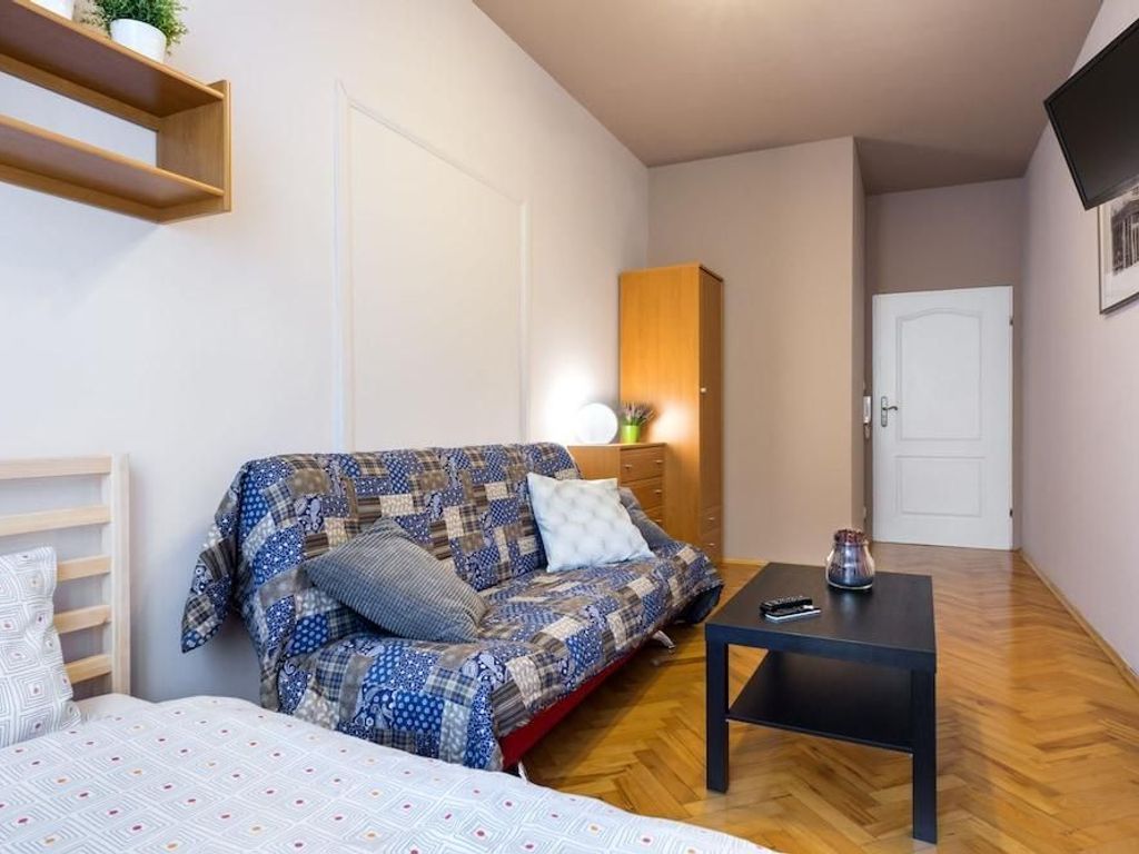 Berry Apartments