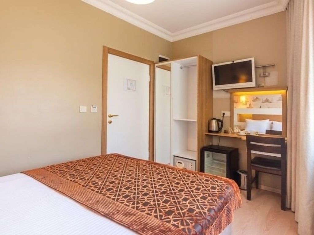 Taya Hatun Hotel