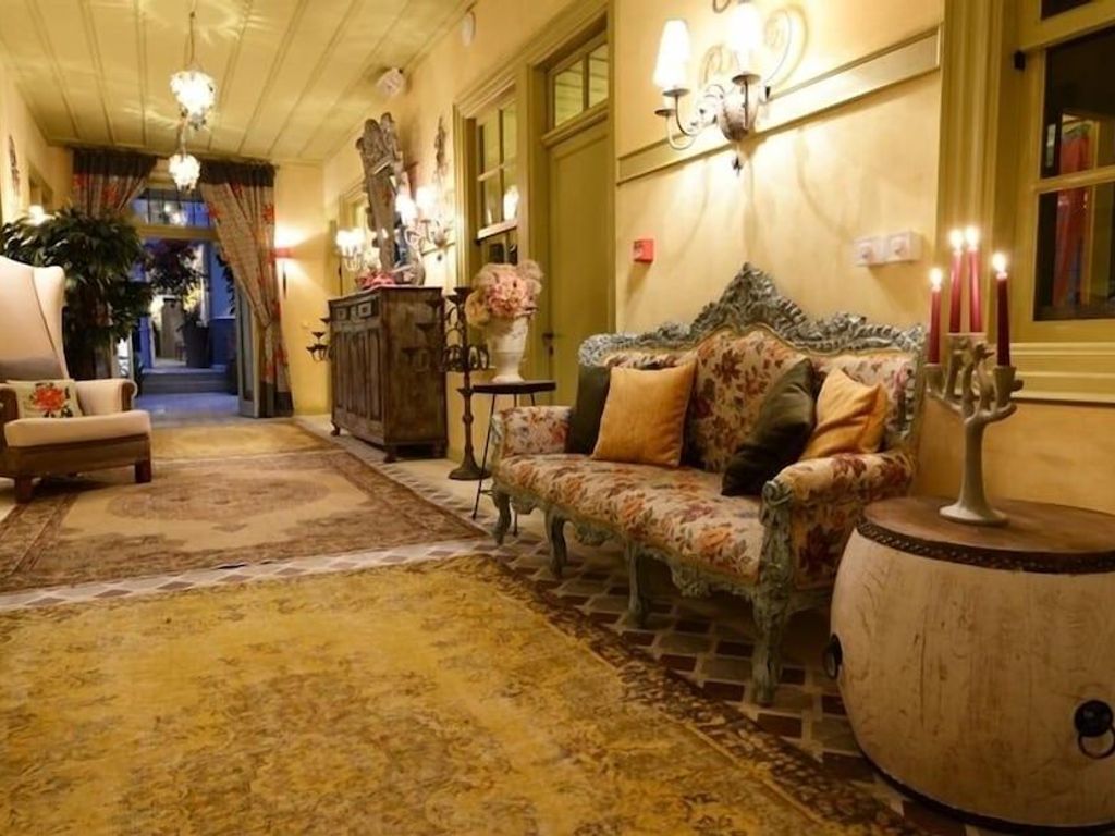 Marge Hotel (Adults Only 12+)