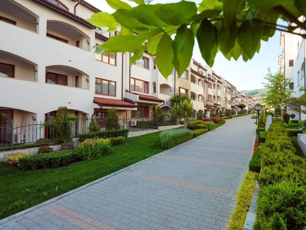 Casa Real Resort