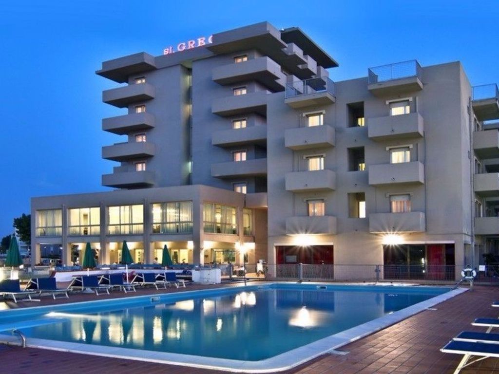 Hotel St. Gregory Park