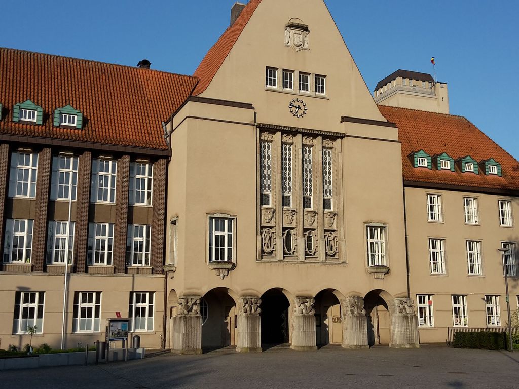 City Hotel