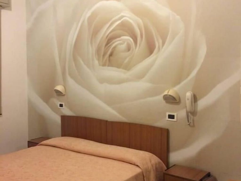 Hotel Edward