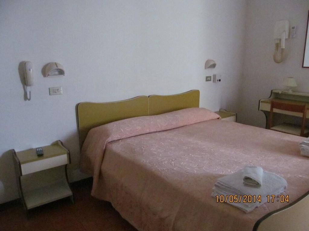Hotel Edward