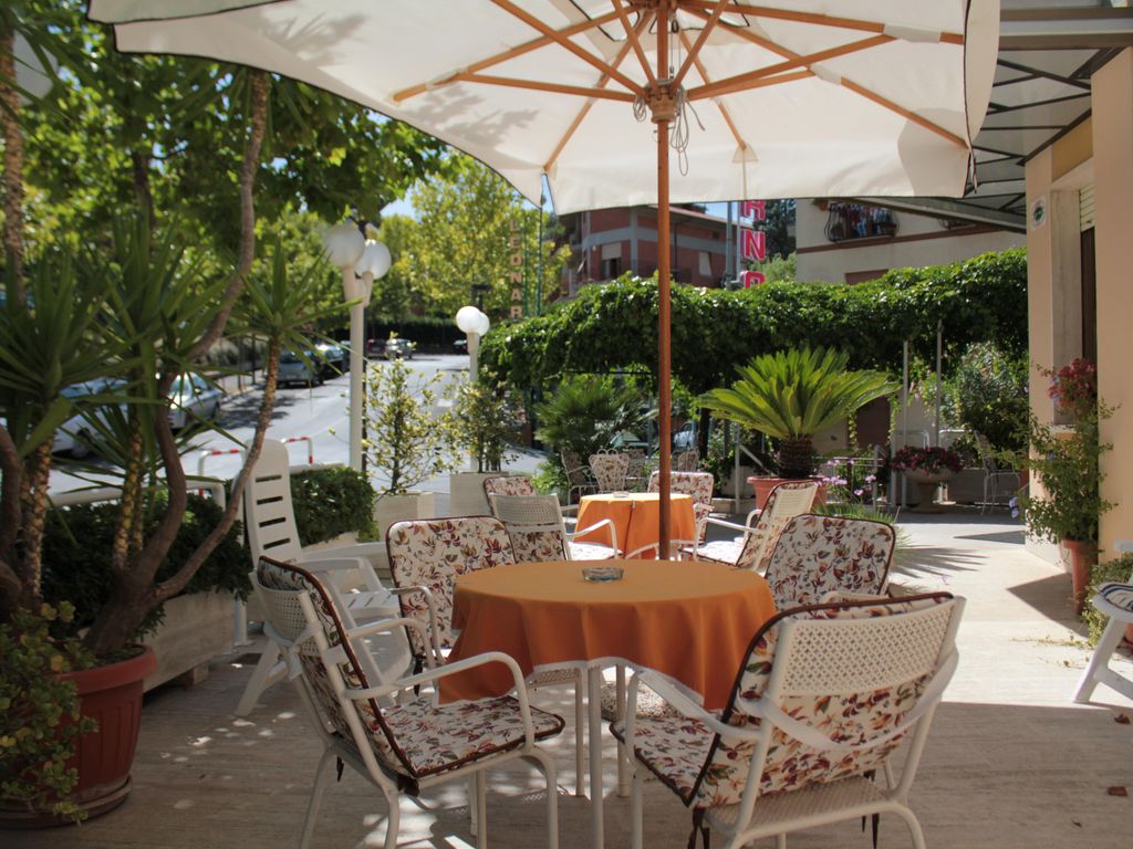 Saturno Hotel
