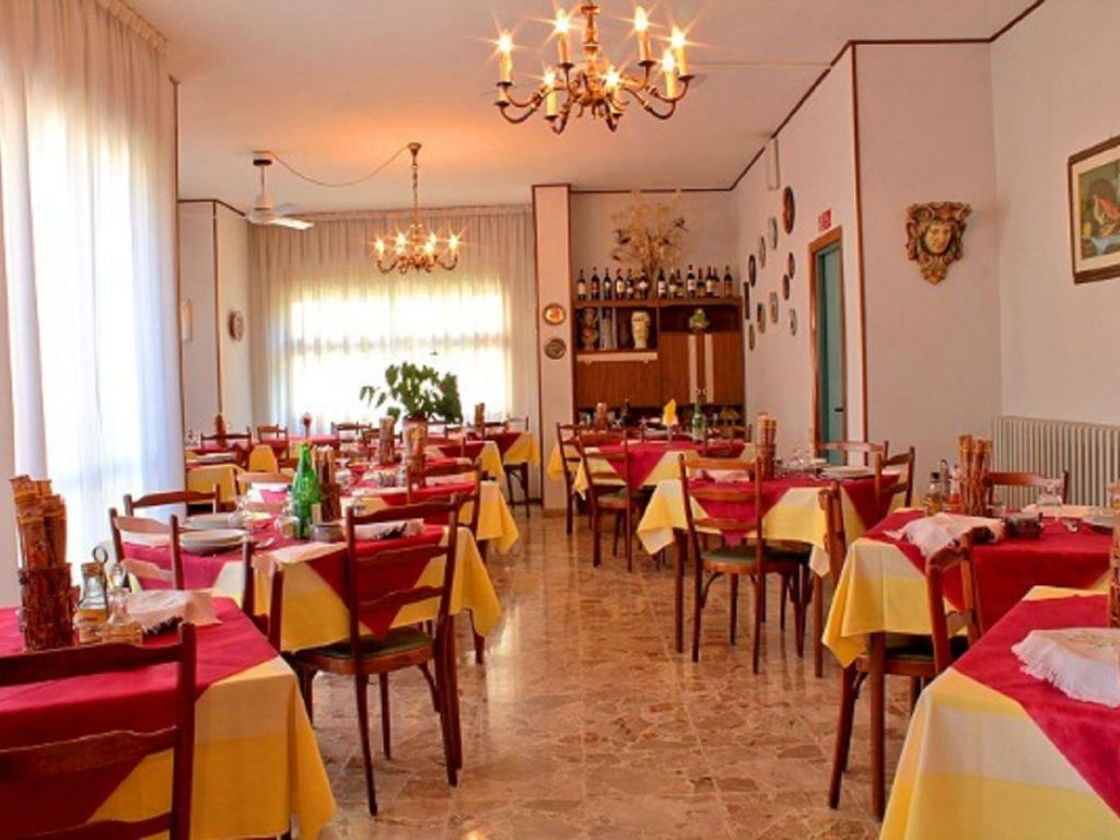 Saturno Hotel