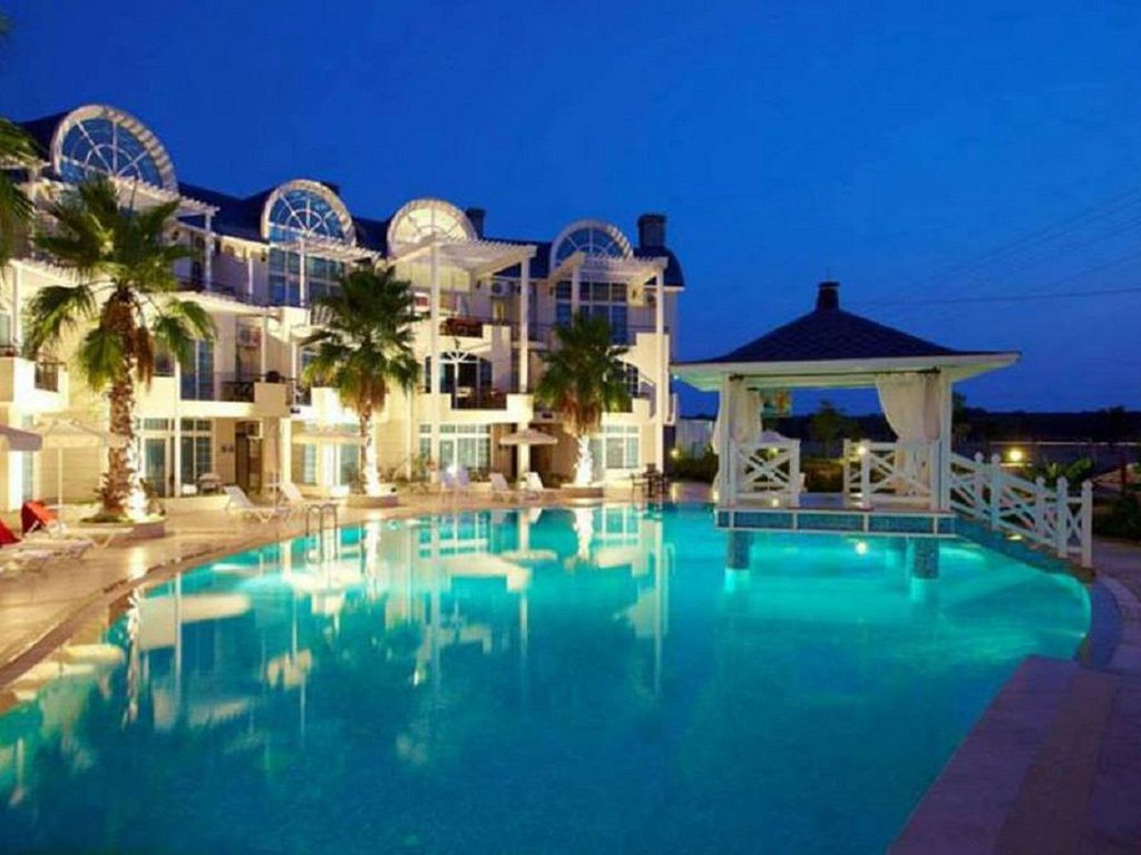 Seahorse Deluxe Hotel