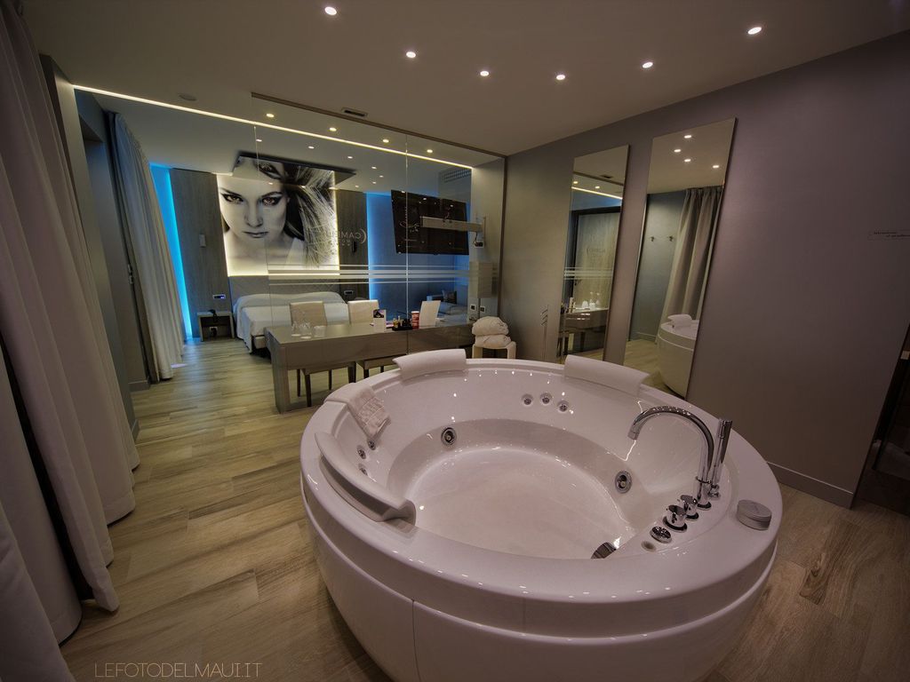 Camelia Hotel