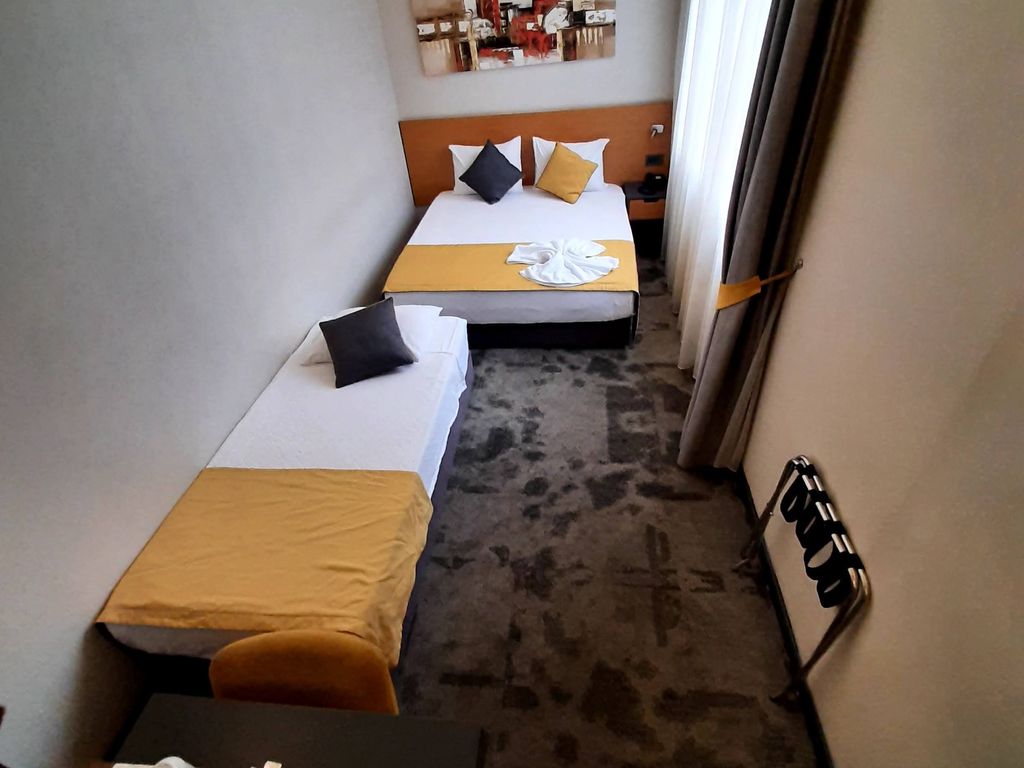 Sapko Airport Hotel