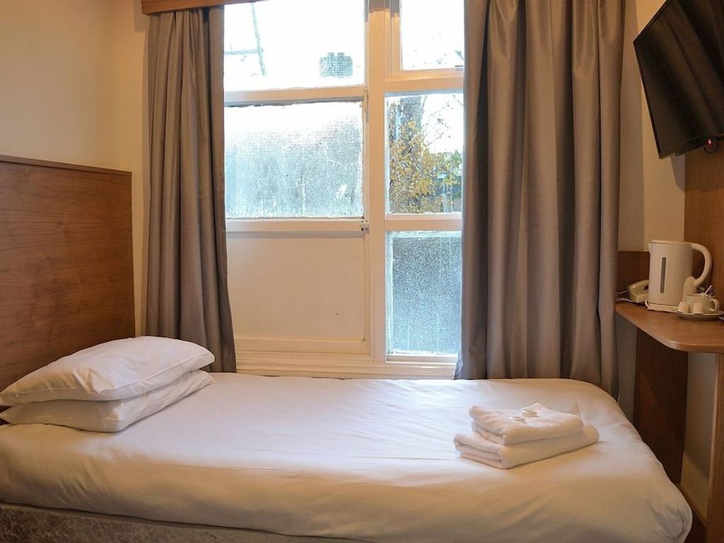 Leisure Inn Hotel