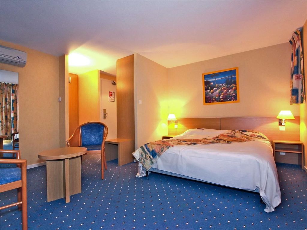 Hôtel Mercure Luxeuil Les Bains Hexagone